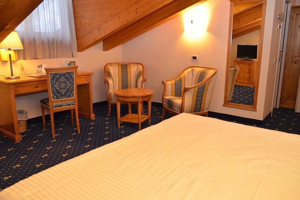 Hotel Dolomiti Moena Extérieur photo